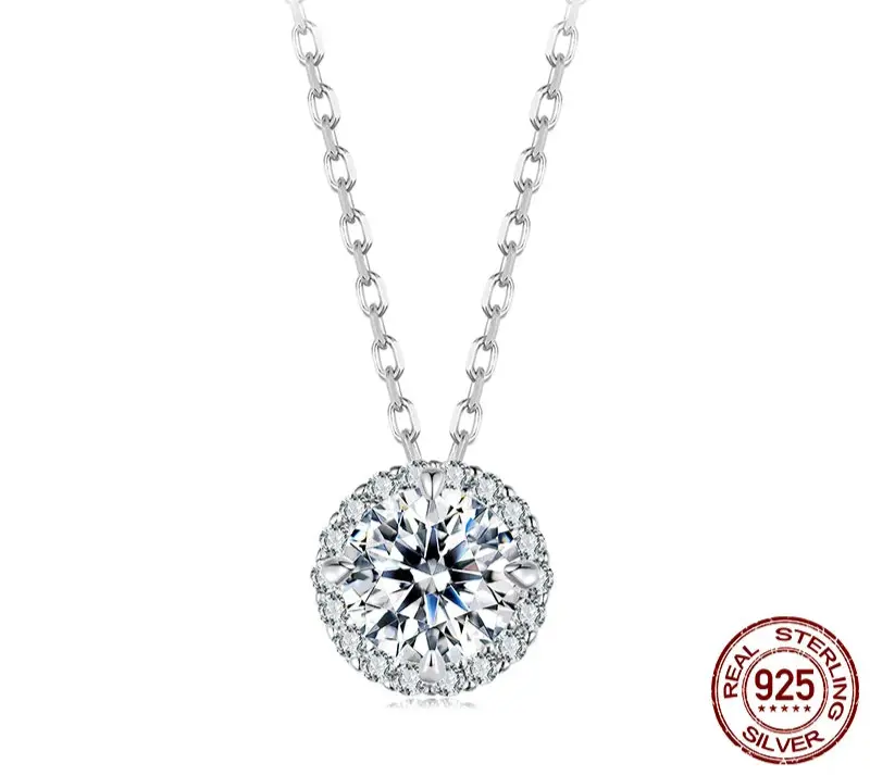 ✨ Luxury Moissanite Necklace.