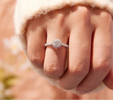 ✨ Solitaire Moissanite Engagement Ring.