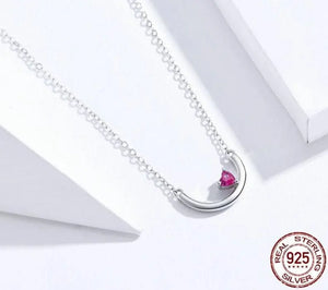 Simple Smile Necklace 