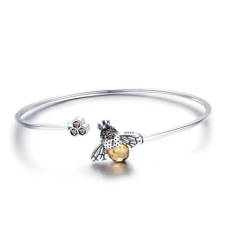 🐝 925 Sterling Silver Bee Bangle – Whimsical Charm with Crystal Sparkle 