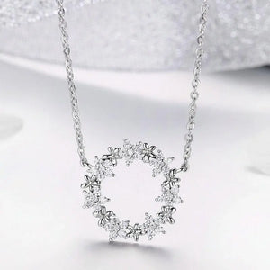 Star Round Shape Necklaces 