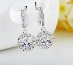 Elegant Drop Earring 