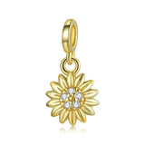 Little Daisy Love Bow Charm.