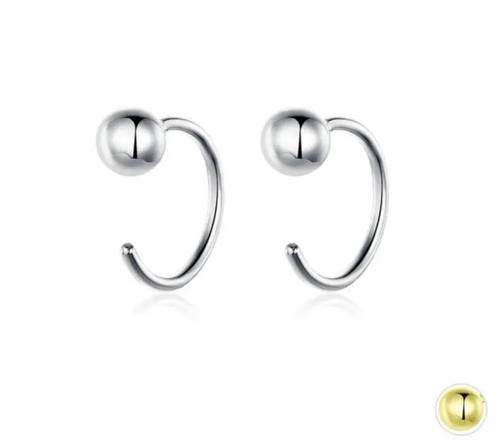 Tiny Hoop Earrings 